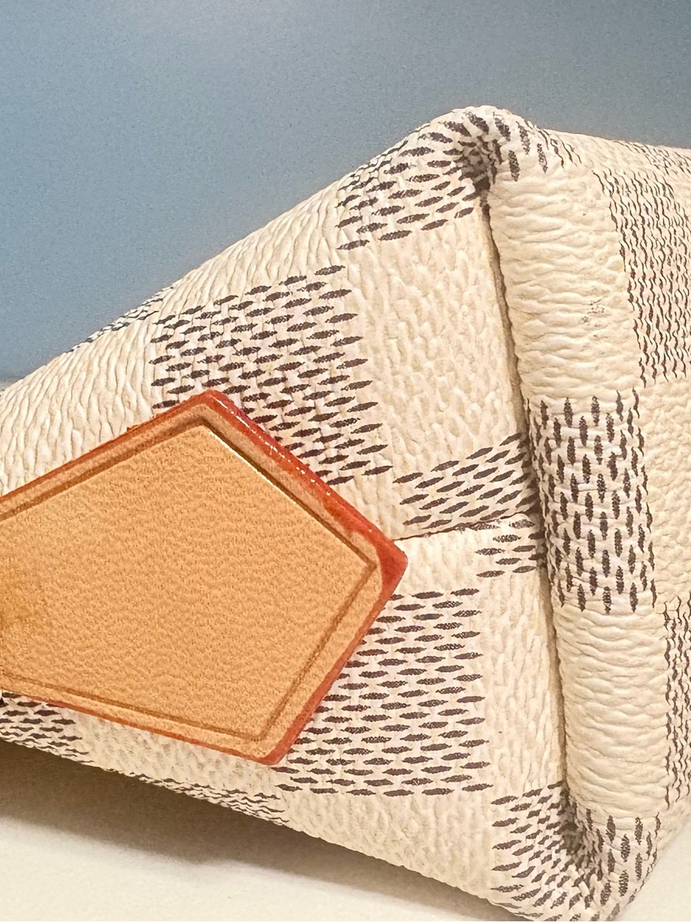 Louis Vuitton Pouch GM White Canvas/Leather - Picture 4 of 11